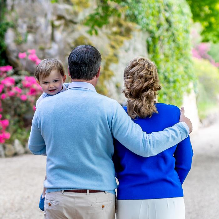 Le Couple Héritier et le Prince Charles en promenade dans les jardins du Château de Fischbach