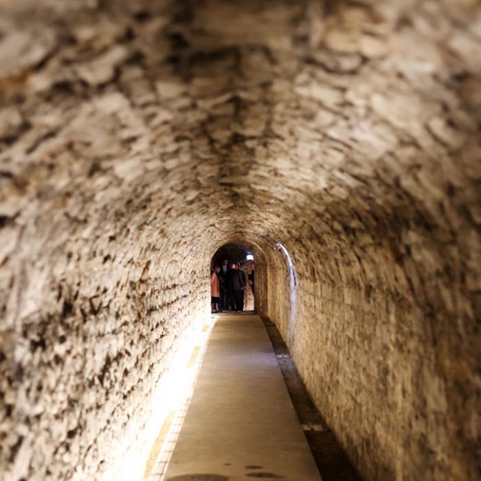 Vue artistique d'un tunnel