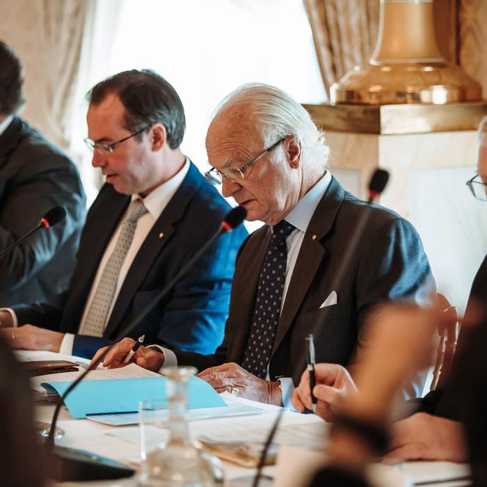 The Prince and the King of Sweden at the board meeting