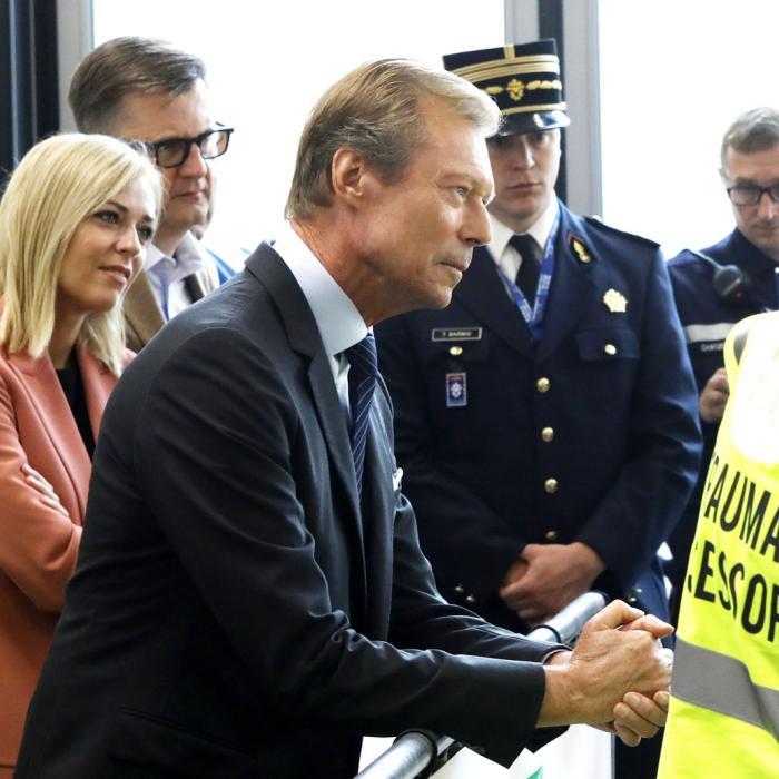 Le Grand-Duc assiste à une démonstration