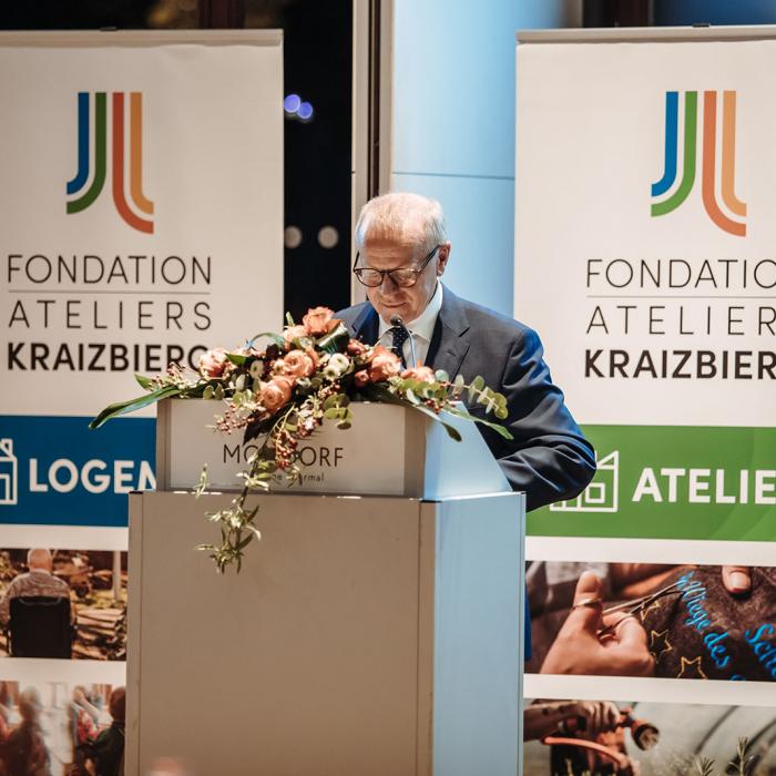 Le président de la Fondation Kräizbierg sur scène