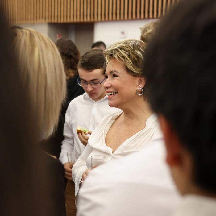 Portrait de la Grande-Duchesse, tout sourire