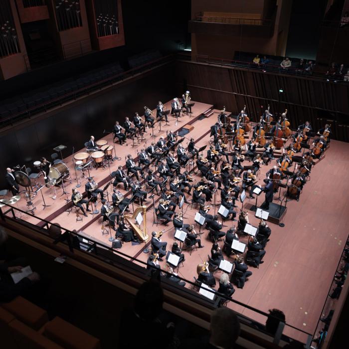 Vue aérienne de l'orchestre symphonique