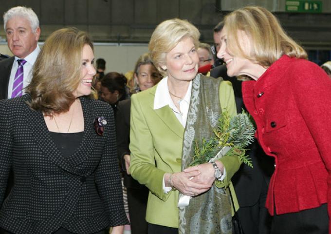 La Grande-Duchesse et l'Archiduchesse Marie-Astrid d'Autriche au Bazar International