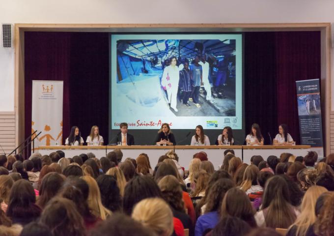 Table-ronde avec les élèves de l’école Sainte-Anne d’Ettelbrück