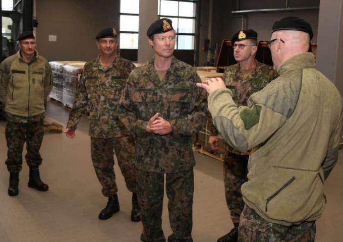 Le Grand-Duc a visité le Centre Militaire de Diekirch