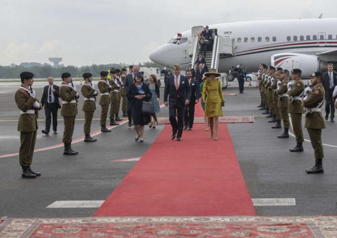 Arrivée du Roi et de la Reine des Pays-Bas à l'aéroport du Luxembourg