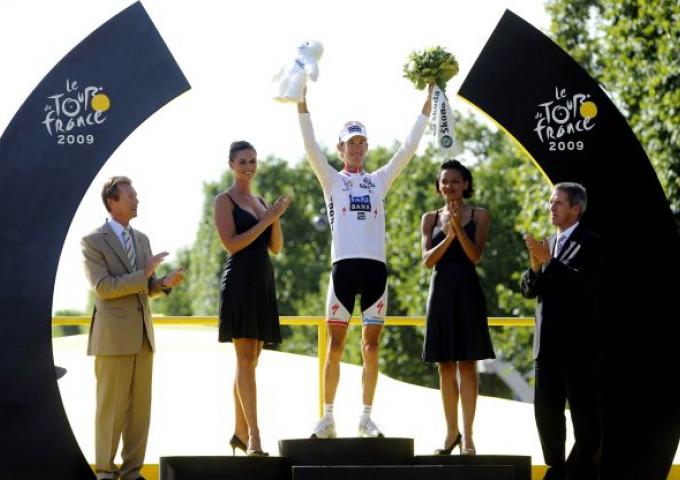 Le Grand-Duc à l'arrivée du Tour de France