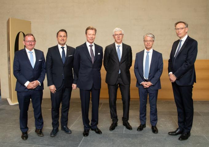 Photo de groupe - anniversaire de la banque « BGL BNP Paribas »
