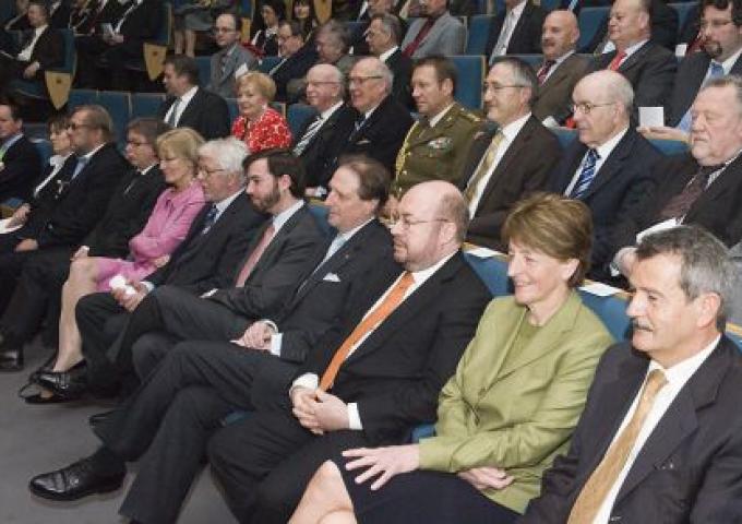 Remise de diplômes aux jeunes maîtres-artisans