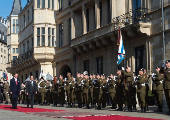Photo de S.A.R. Le Grand-Duc et S.E.M. François Hollande 