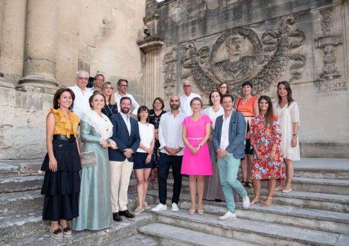 Photo de groupe - Vernissage de la double exposition « BAD NEWS » et « ON THE OTHER END »