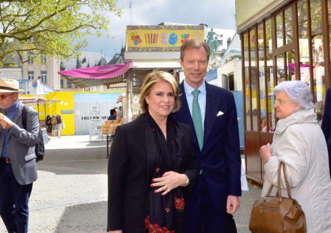 Le Couple grand-ducal au «Oktav-Mäertchen»