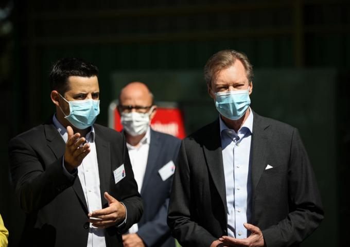 Le Grand-Duc a visité le du Centre de recyclage et Service Hygiène de la Ville de Luxembourg