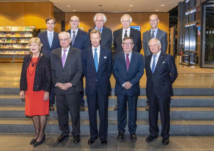 Photo de groupe - 150e anniversaire de l’Institut Grand-Ducal