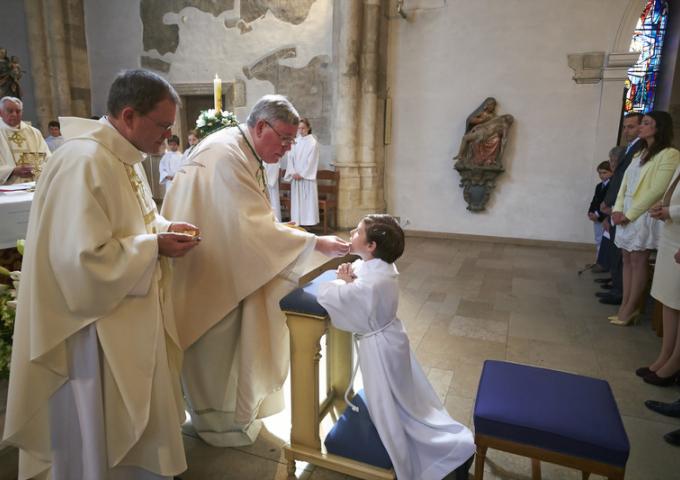 Messe de première sainte communion de S.A.R. le Prince Gabriel
