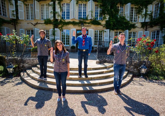 Interview du Prince Guillaume par les scouts de la FNEL