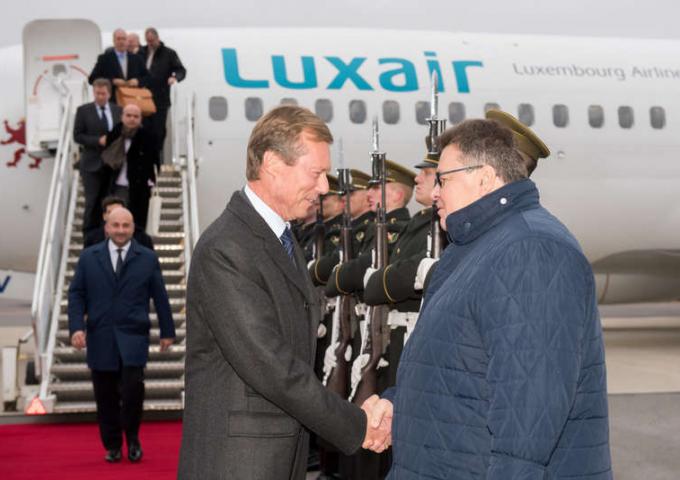 Le Grand-Duc lors de son arrivée en Lithuanie