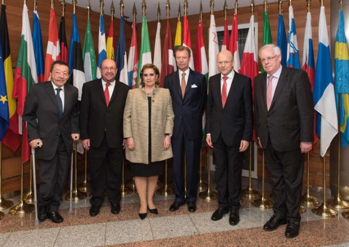 Le Couple grand-ducal a assisté au vernissage de l’exposition «Religions du monde – paix mondiale – éthique planétaire»