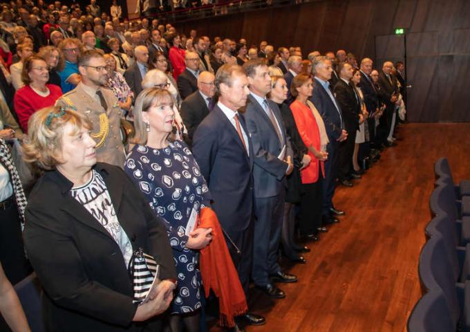 Le Grand-Duc lors du début du concert