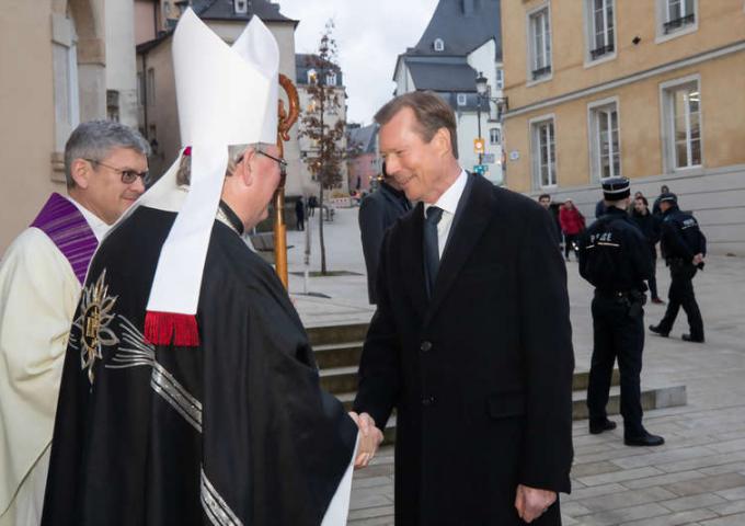 Le Grand-Duc avant le service religieux