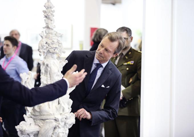 Le Grand-Duc visite la 5e édition de la Luxembourg Art Week