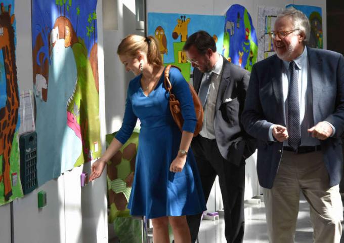 Le Couple héritier lors de la visite de l'exposition « Rencontre mondiale des animaux »