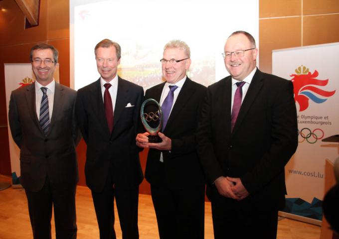 Remise du Trophée "Sport et Art" du Comité International Olympique