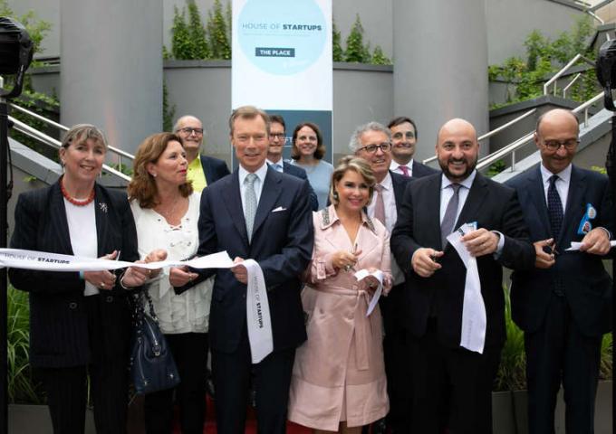Photo de groupe - Grand Opening de la "House of Startups"