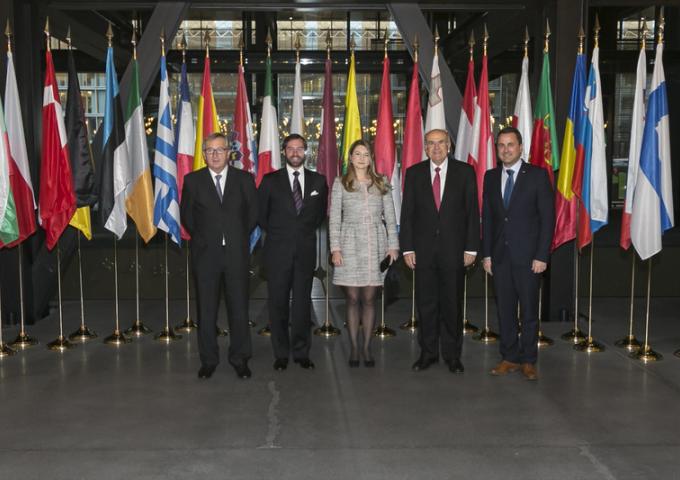 Assermentation du président et des membres de la Commission Européenne