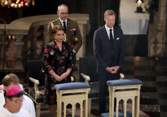 Le Grand-Duc et la Grande-Duchesse lors de la messe pontificale