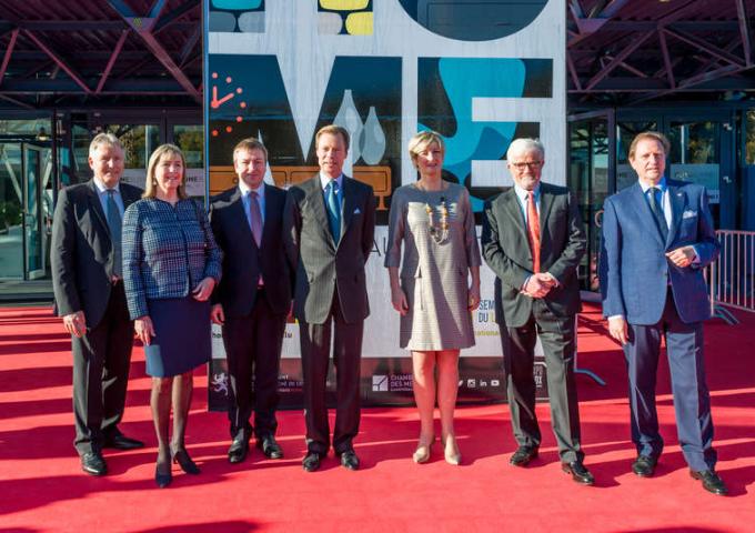 Photo de groupe lors de l'ouverture du salon Home & Living 2017