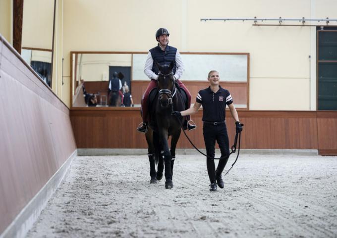 Le Prince Guillaume à cheval en compagnie de M. Nicolas Wagner