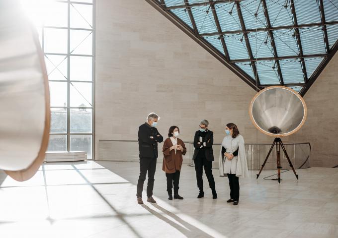 Visite de l'exposition "More Sweetly Play the Dance"