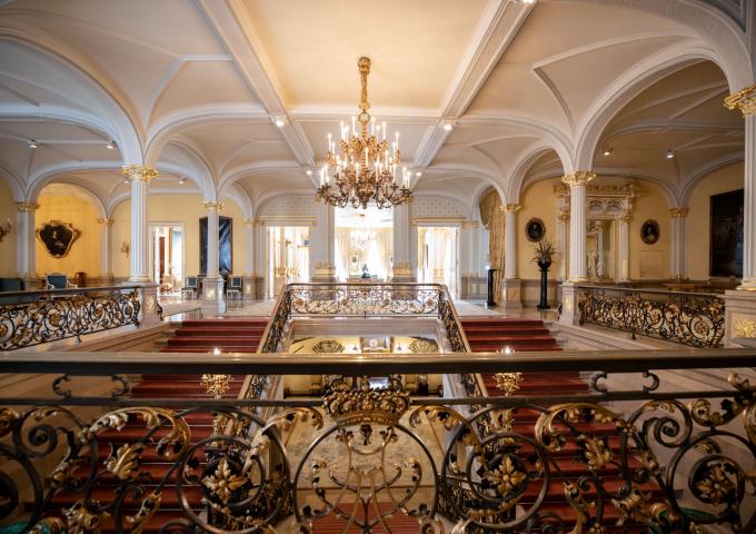 Hall d'accueil du Palais grand-ducal au 1e étage