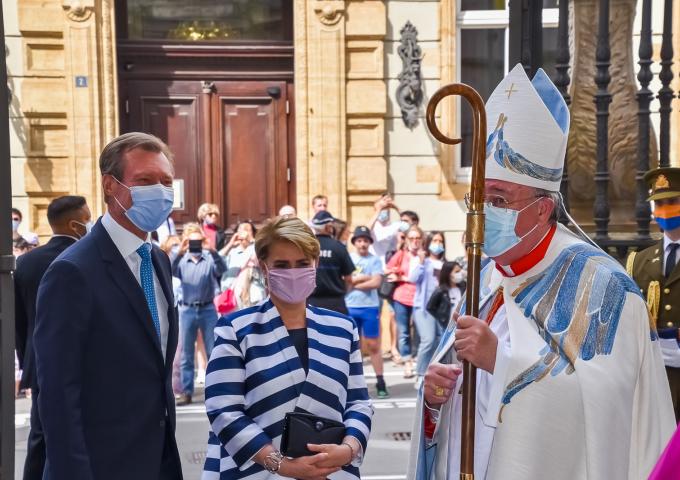 Le Couple grand-ducal à la Cathédrale Notre-Dame de Luxembourg pour la clôture de l'Octave