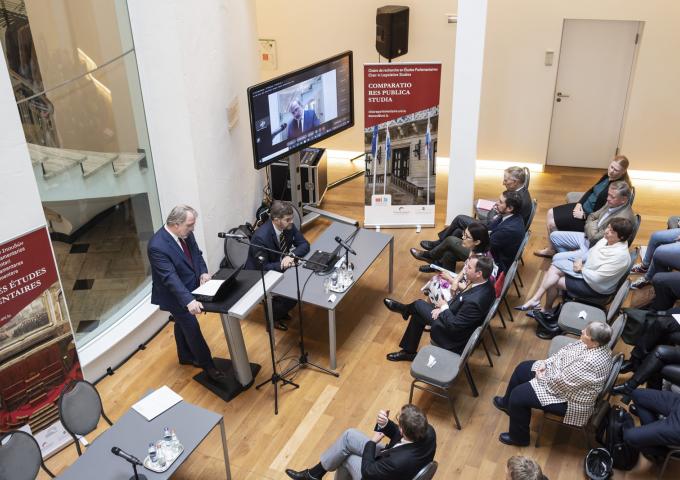 Le Prince héritier lors du colloque au Conseil d'État