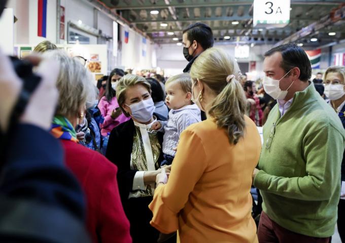 La Grande-Duchesse discute avec le Couple héritier