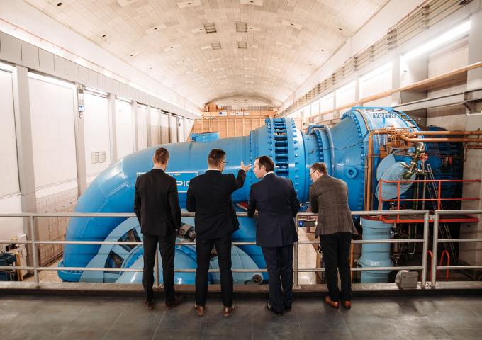 Le Prince dans la salle des machines