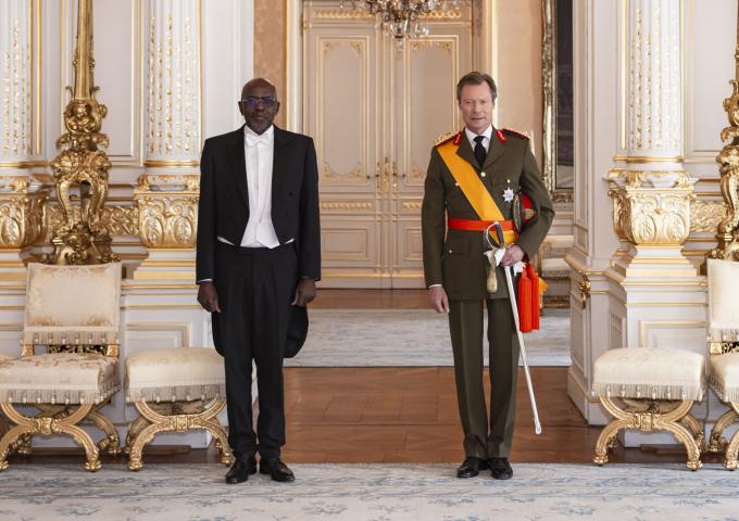 Le Grand-Duc et S.E.M. Ammon MUTEMBWA