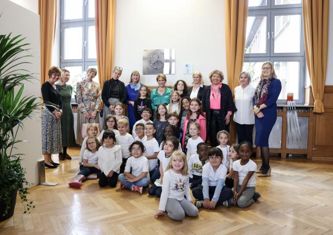 Photo souvenir après la cérémonie d'inauguration