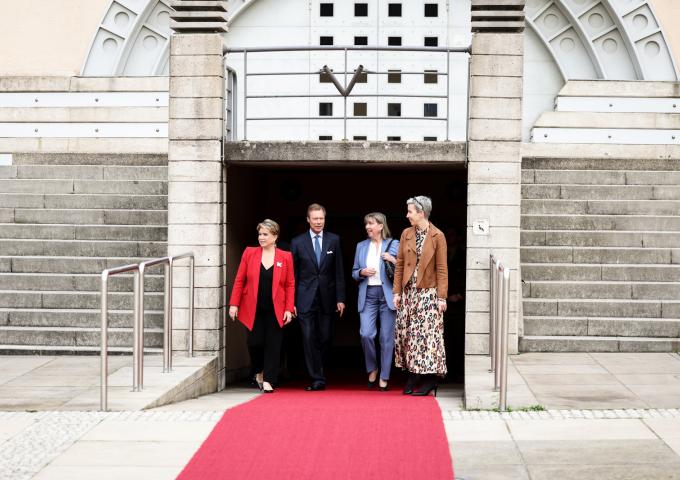 La Grande-Duchesse, le Grand-Duc, Mme Lydie Polfer et Mme Sam Tanson
