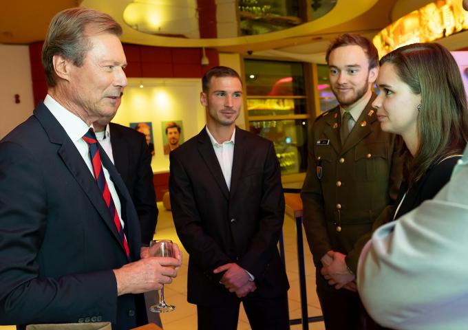 Le Grand-Duc échange avec des athlètes