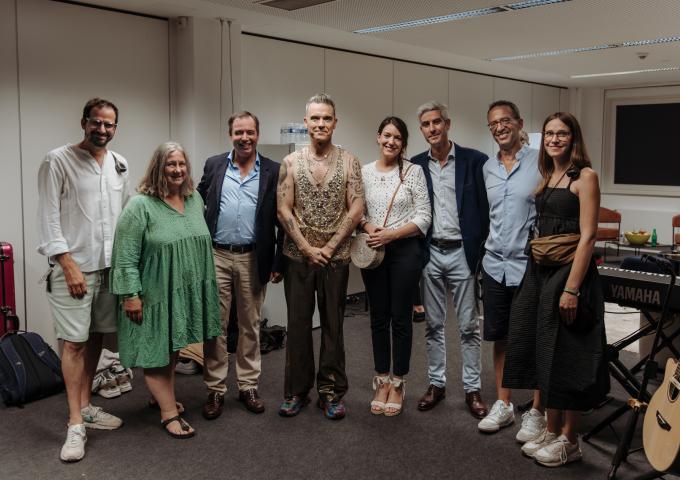 Concert de Robbie Williams "XXV Tour" à la LuxExpo