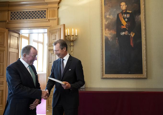 Akraafttriede vun der iwwerschaffte Verfassung