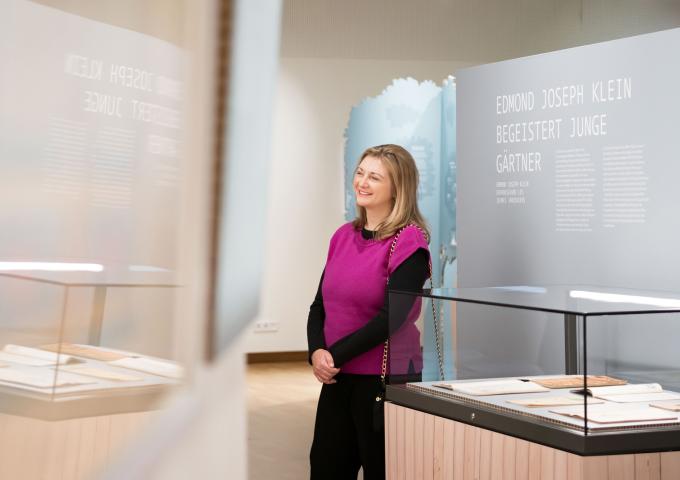 Visite de l'exposition "Vu Gäert a Bicher"