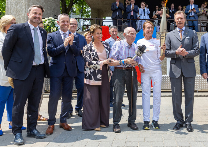 Passage de la Flamme olympique à Schengen