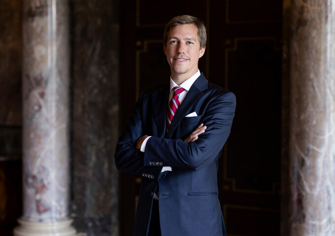 Interview du Prince Louis - Sous-titres pour les dyslexiques 