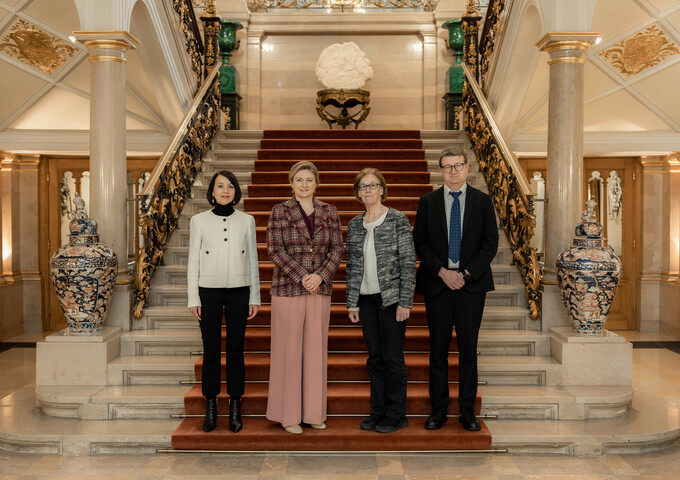 Réunion sur le thème de la protection de l'enfance