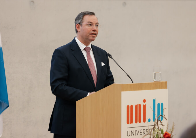 Cérémonie d’Ouverture Democracy and Youth in the digital Age Uni.lu